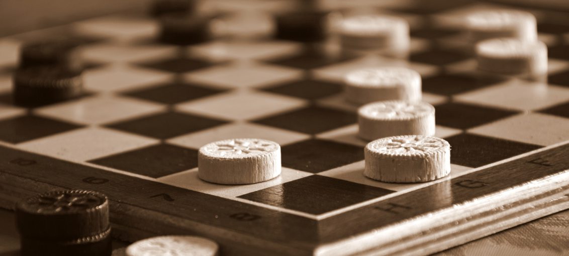 Jouets et jeux de sociétés en bois