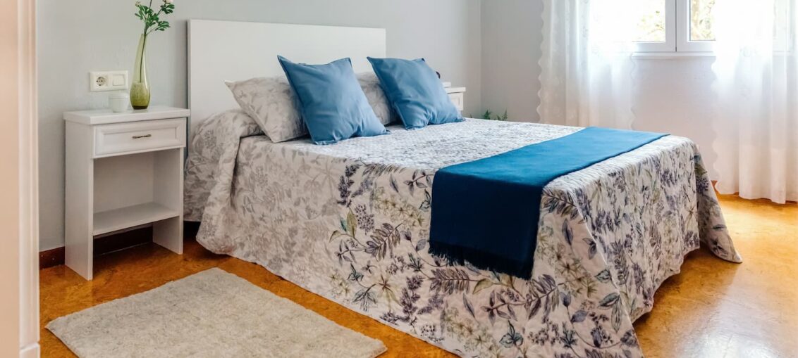 draps de lit bleu